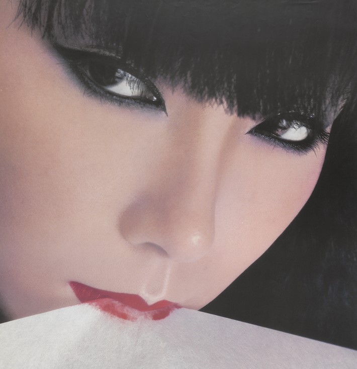 Guide to Japanese Skin Care: The Routine, Beauty Secrets & Must-Haves